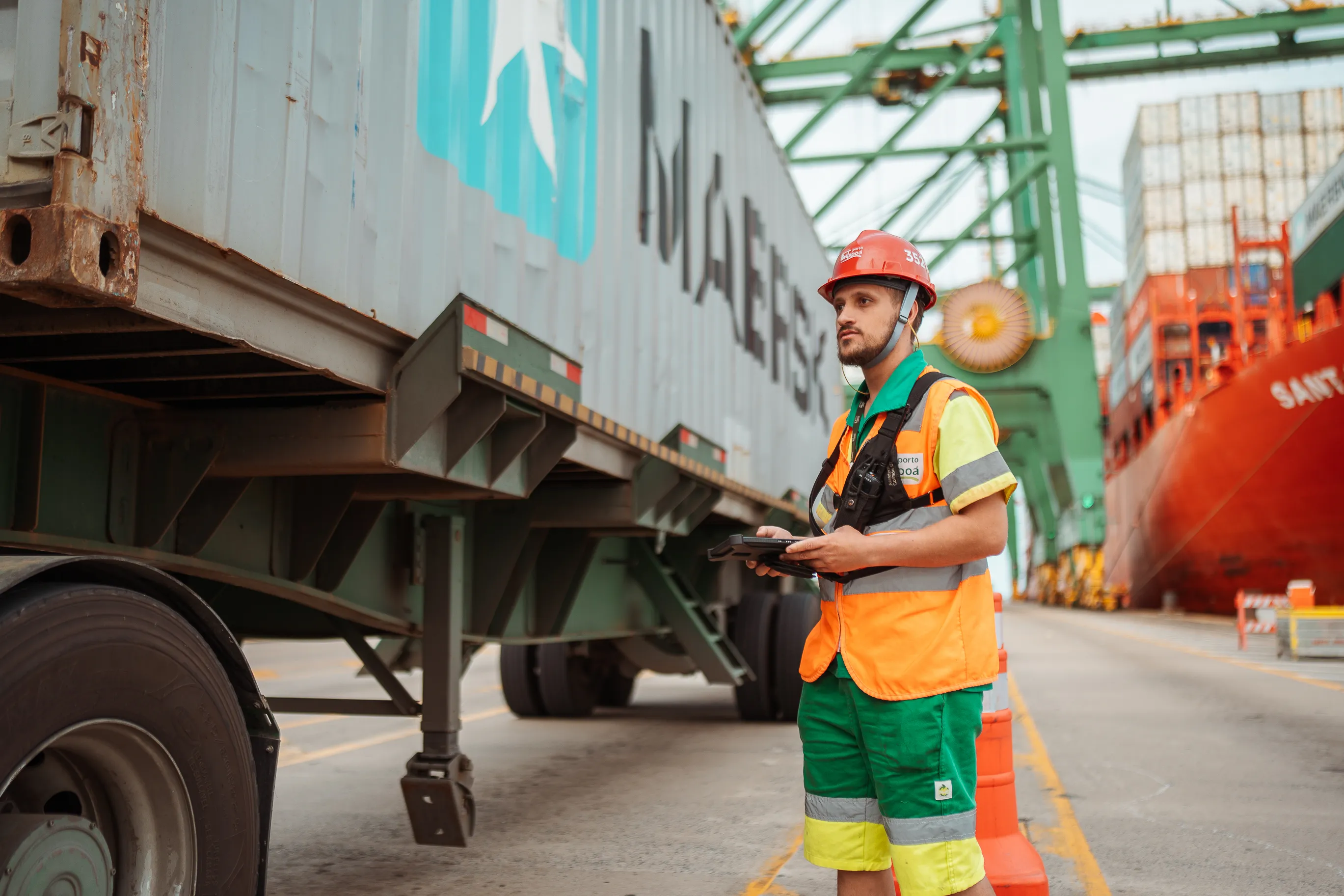 Colaborador do Porto Itapoá